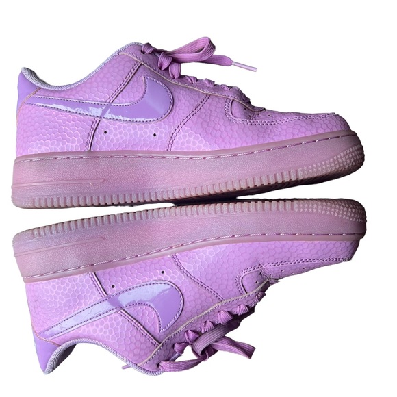 Nike Womens Air Force 1 Fuschia Glow Sneakers Size 7.5 - Picture 4 of 7